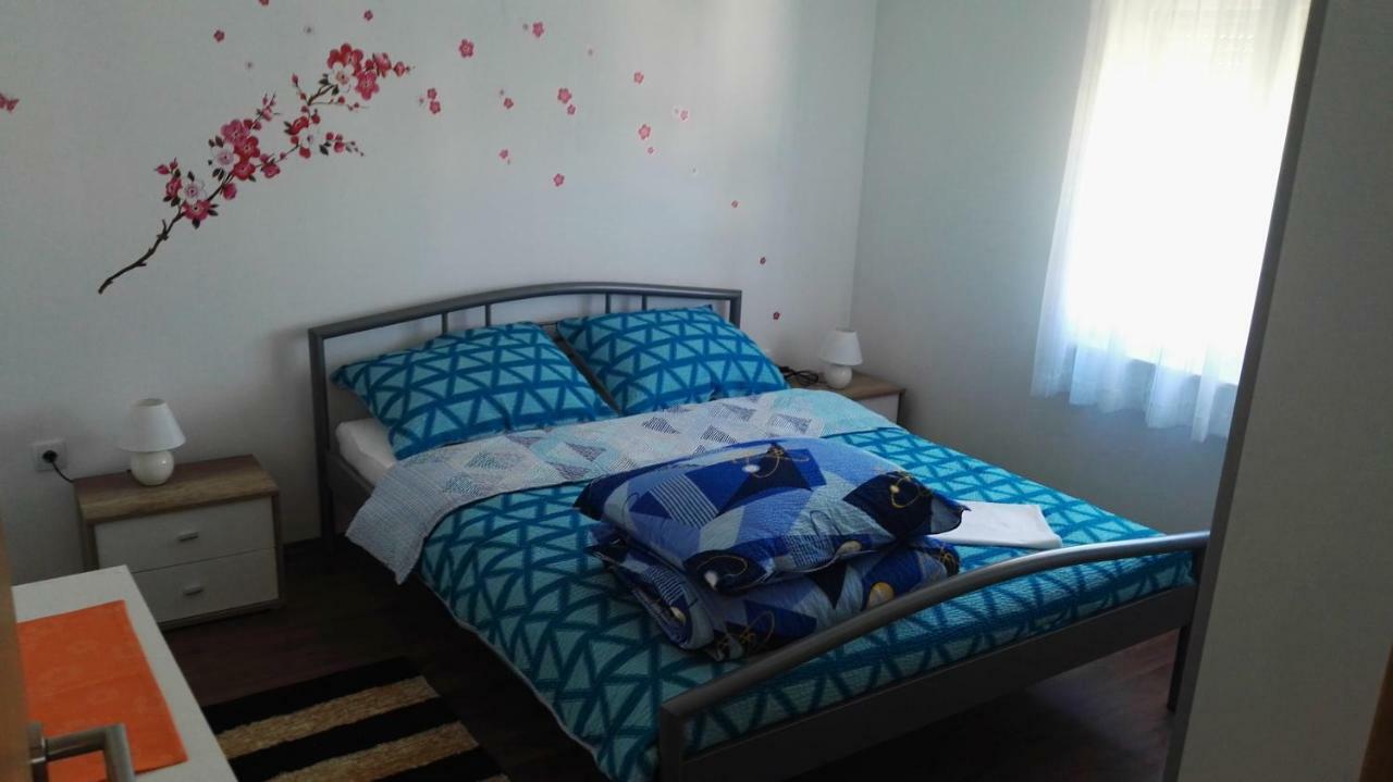 Tomek Apartment Vir Εξωτερικό φωτογραφία